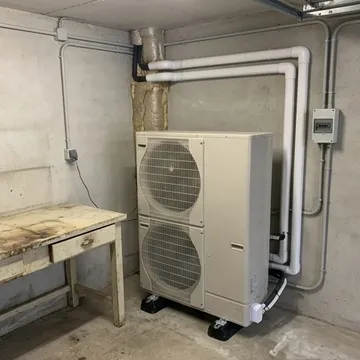 Photo jointe par Olivier E. à Puteaux : Installation de pompe à chaleur air-air