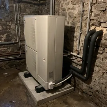 Photo jointe par Laetitia O. à Levallois-Perret : Installation de pompe à chaleur air-air